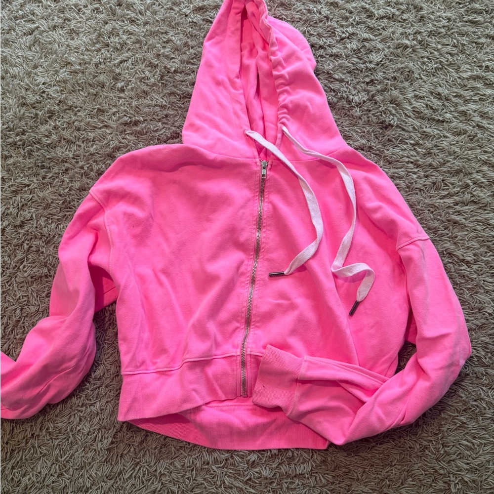 Soul Cycle pink cropped zip up hoodie